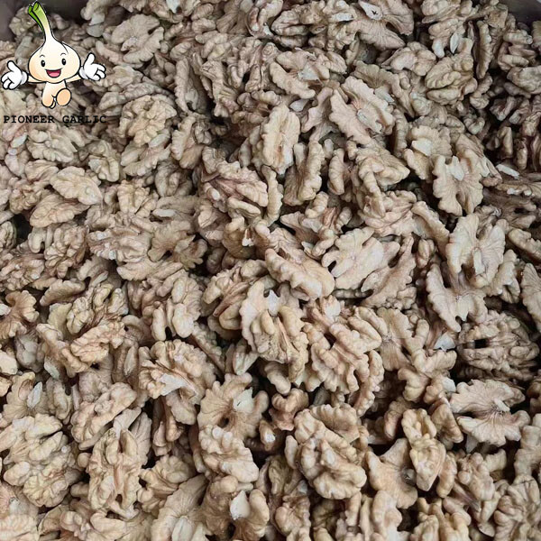 Nueces a granel enteras frescas de China / Núcleo de nuez pelada seca cruda al por mayor para la venta