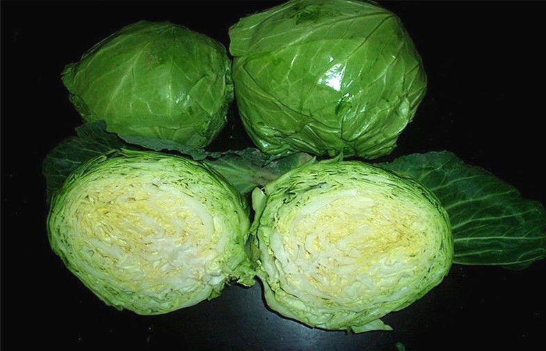 Eaten Raw Flavorful Chinese Napa Cabbage Contains Calcium , Iron For Burgers, avoid the flu