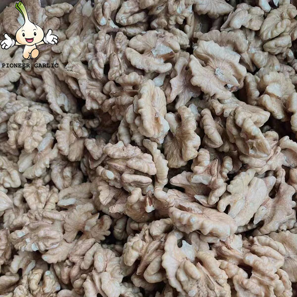 Nueces a granel enteras frescas de China / Núcleo de nuez pelada seca cruda al por mayor para la venta